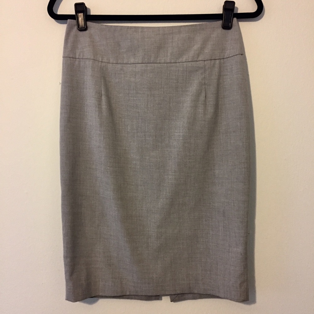 Gray pencil skirt